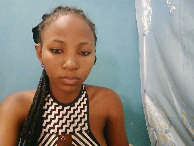 Sorayah1 live cam on BongaCams