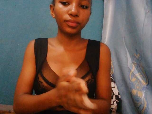 Sorayah1 live cam preview