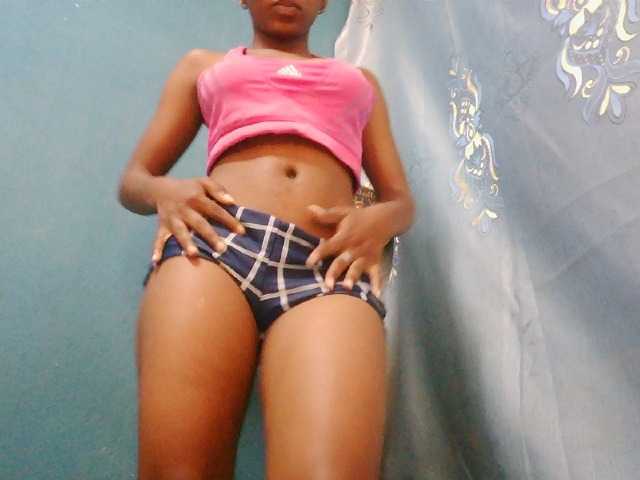 Sorayah1 live cam on BongaCams