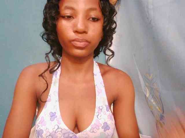 porno chat room Sorayah1
