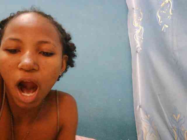 Sorayah1 webcam