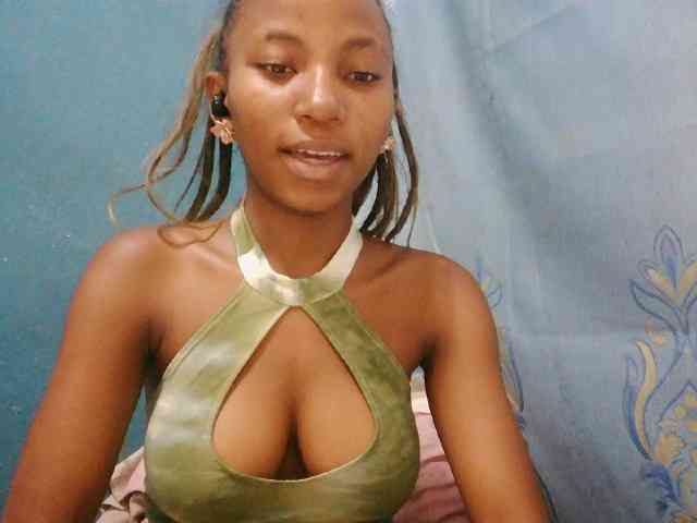 Sorayah1 webcam
