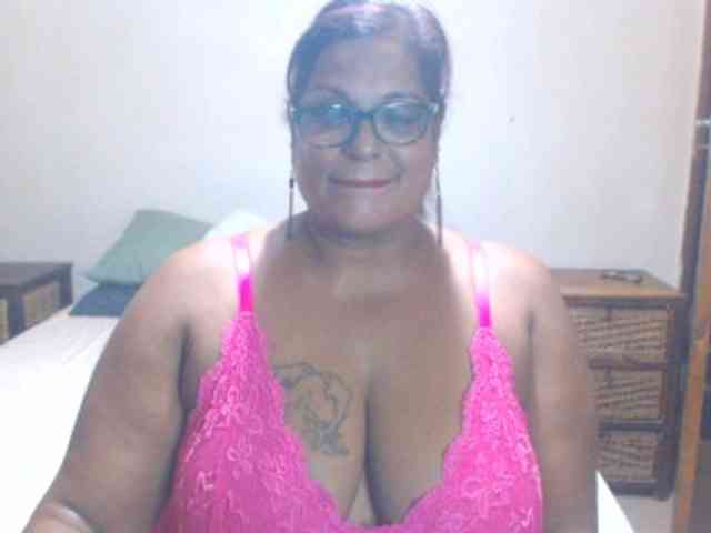 INDIANFLIRT17