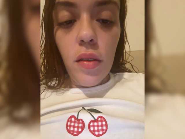 Couplewantrisall live cam preview