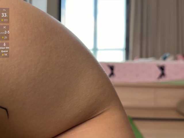 Elliemiu live cam on BongaCams