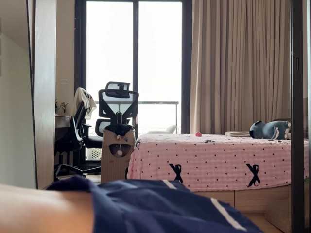 Elliemiu live cam on BongaCams