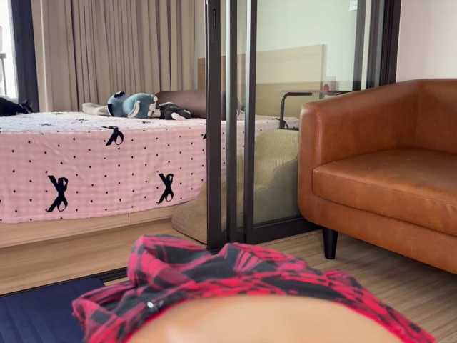 Elliemiu live cam on BongaCams