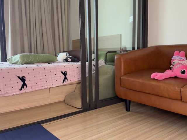 Elliemiu live cam on BongaCams