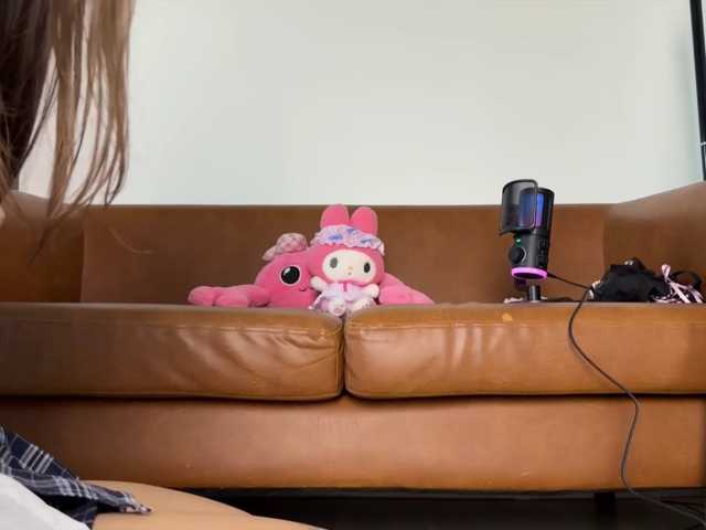 Elliemiu live cam on BongaCams