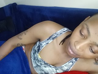 DarkDesireJ's Live Webcam