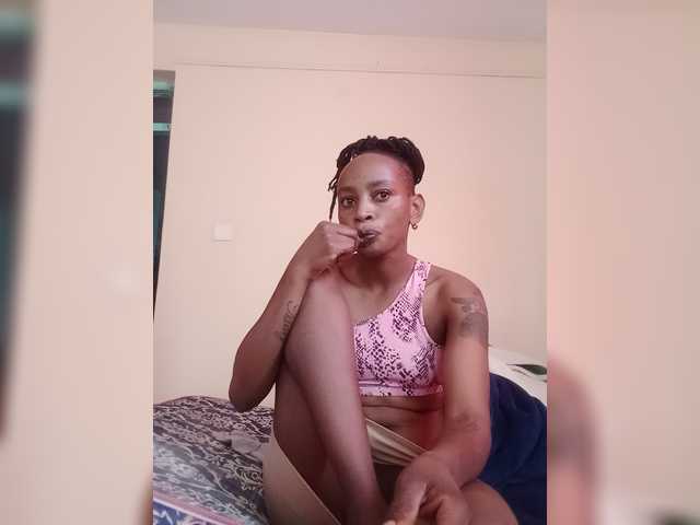 DarkDesireJ live cam on BongaCams
