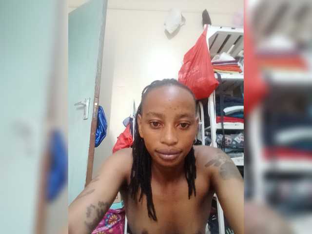 DarkDesireJ live cam on BongaCams