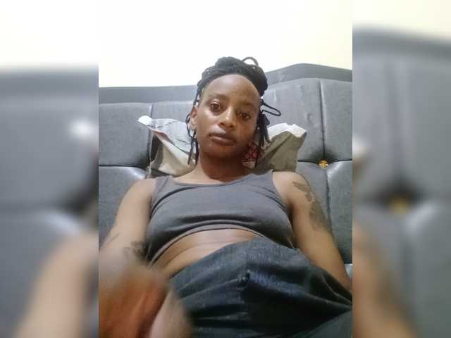 DarkDesireJ live cam on BongaCams