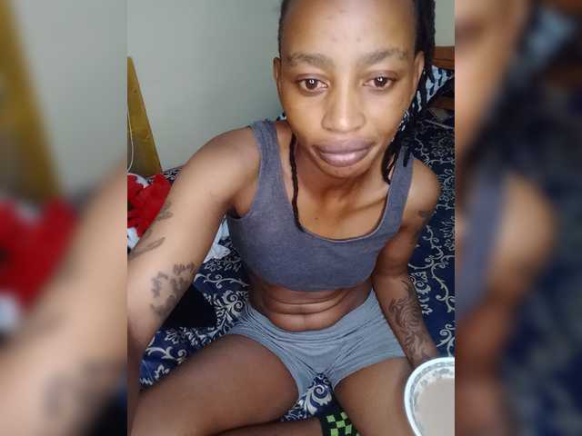 DarkDesireJ live cam on BongaCams