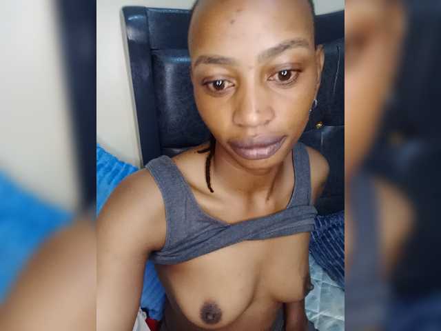 DarkDesireJ live cam on BongaCams