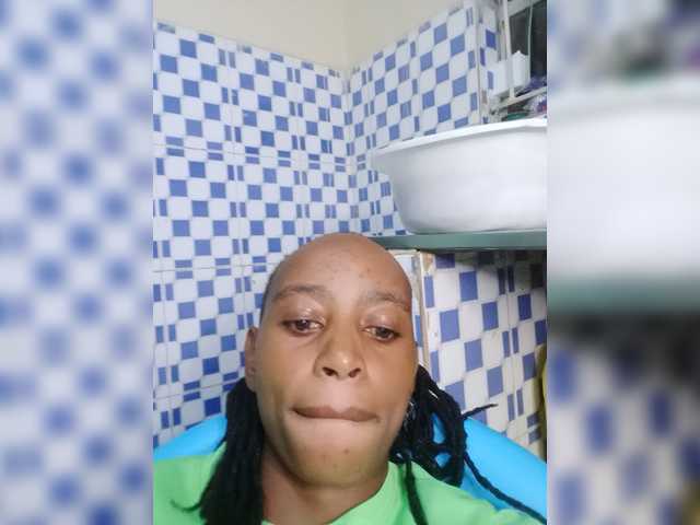 DarkDesireJ live cam on BongaCams