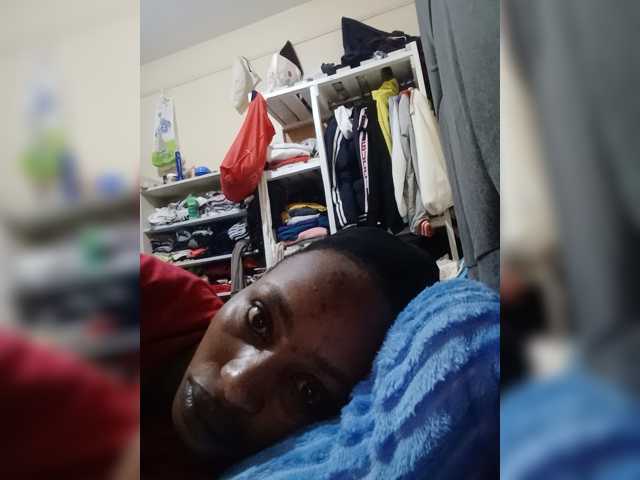 DarkDesireJTeaserTracy1