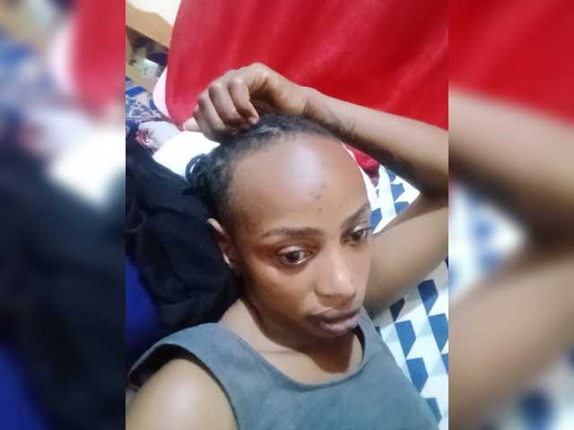 DarkDesireJ live cam on BongaCams