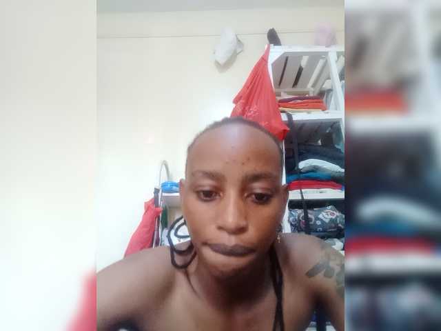 DarkDesireJ live cam on BongaCams