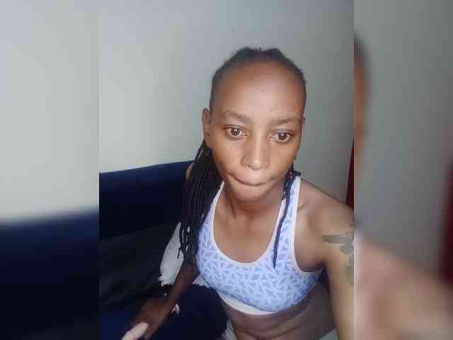 DarkDesireJ webcam