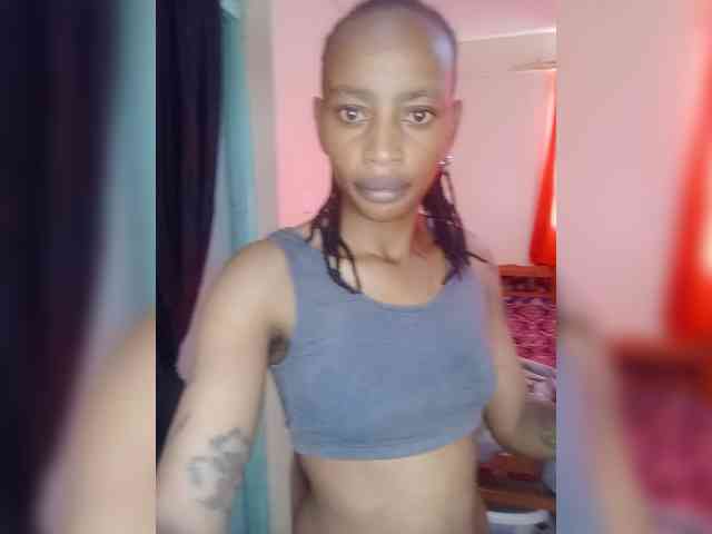 DarkDesireJ webcam