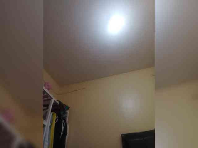 DarkDesireJ webcam