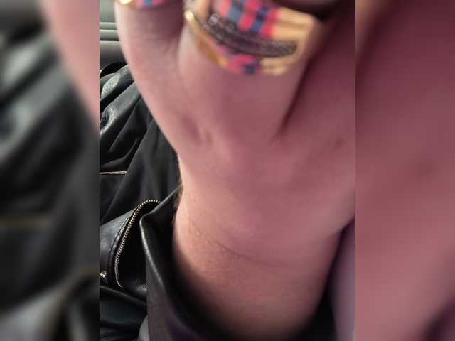 Nellya32216 live cam on BongaCams