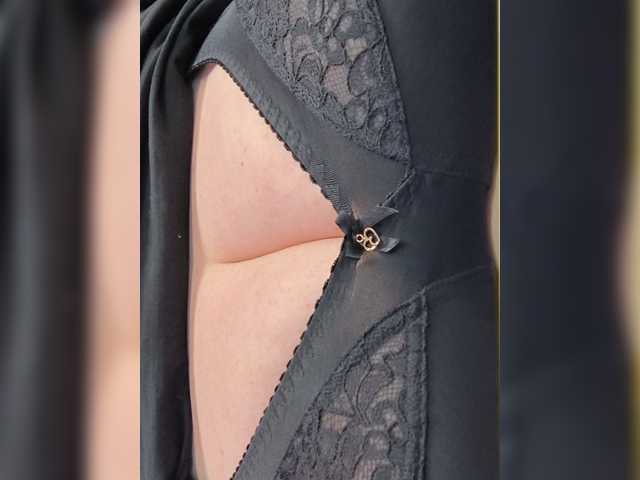 Nellya32216 live cam on BongaCams
