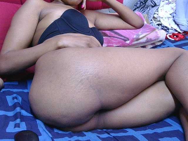 SexyShy live cam preview