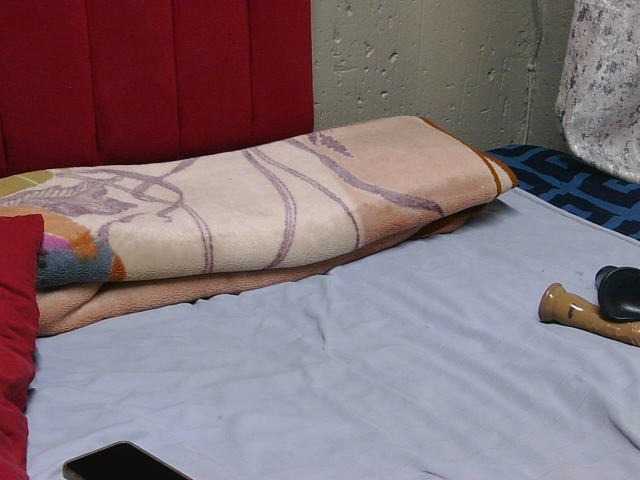 SexyShy live cam preview
