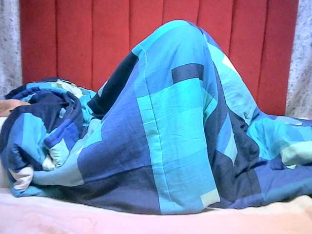 SexyShy, en directo ahora en BongaCams