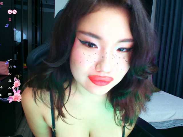 xxxsexaxion7 live cam on BongaCams