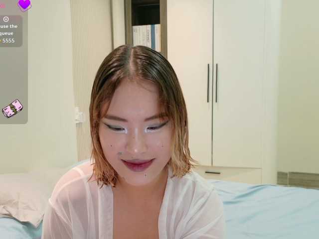 bananawave live cam on BongaCams