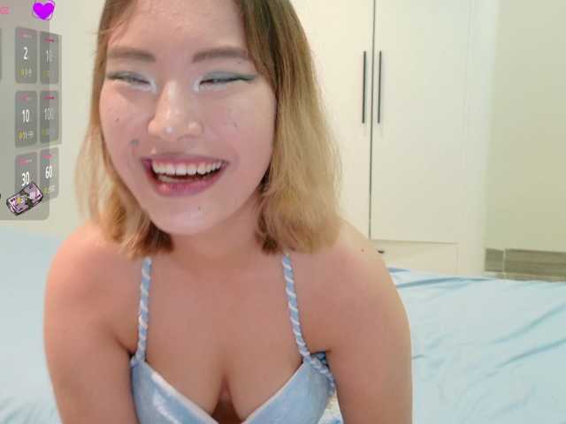 bananawave live cam on BongaCams