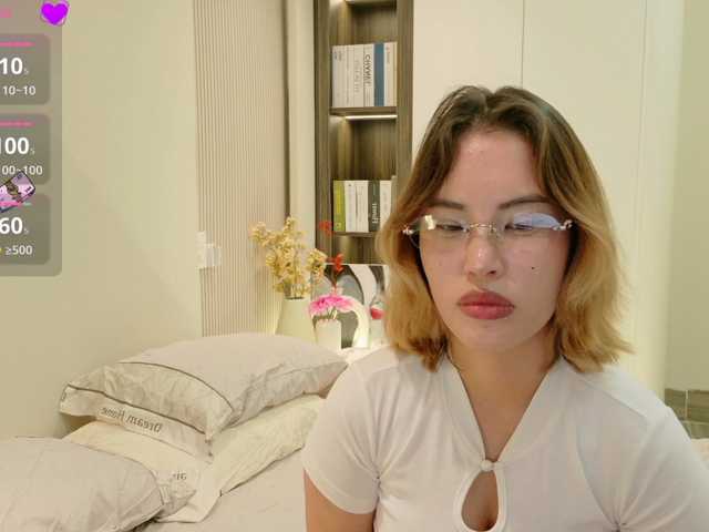 bananawave live cam on BongaCams