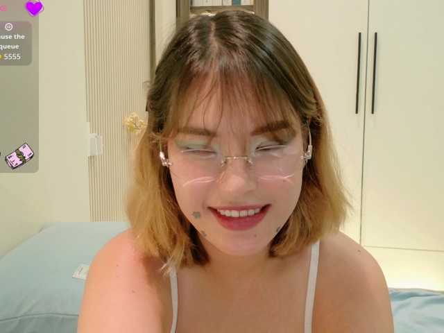bananawave live cam on BongaCams