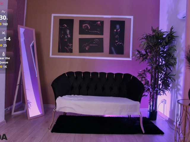 AryaSinclair live cam on BongaCams