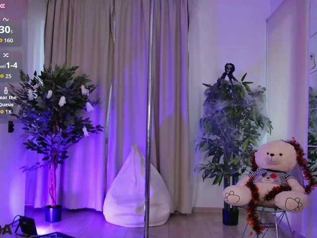 AryaSinclair live cam on BongaCams