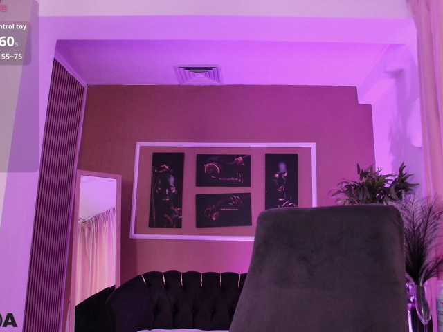 AryaSinclair live cam on BongaCams
