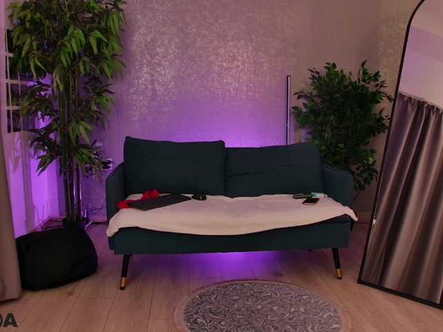 AryaSinclair live cam on BongaCams