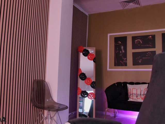 AryaSinclair live cam on BongaCams