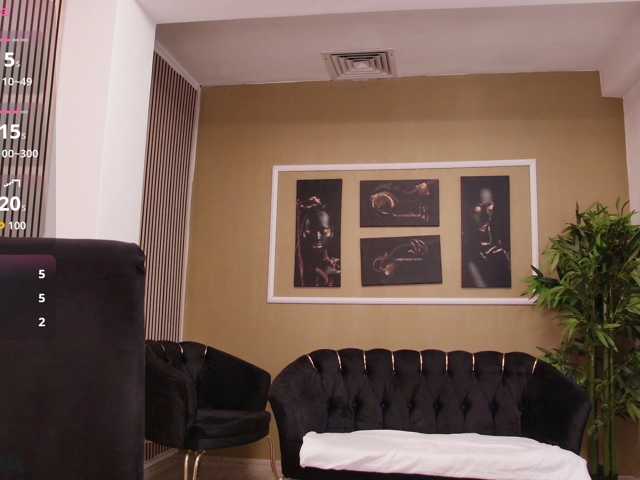AryaSinclair live cam on BongaCams
