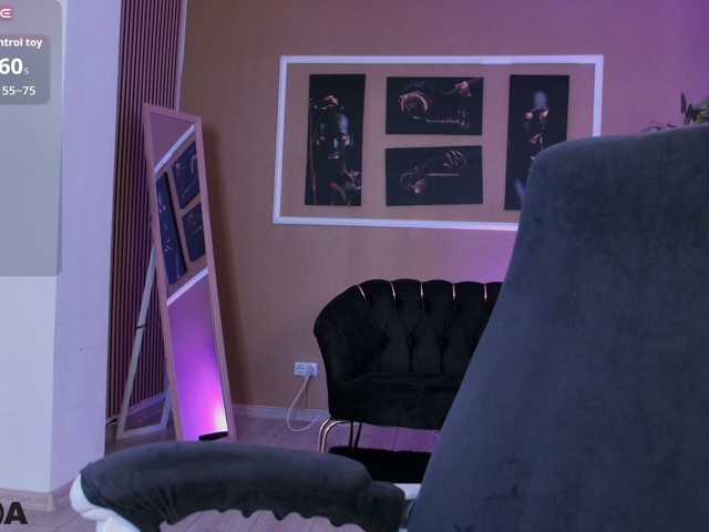 AryaSinclair live cam on BongaCams
