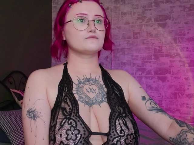 BrendaJefferson live cam on BongaCams