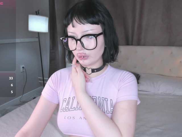 alice-chained