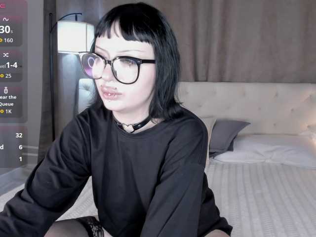 alice-chained, en vivo ahora en BongaCams