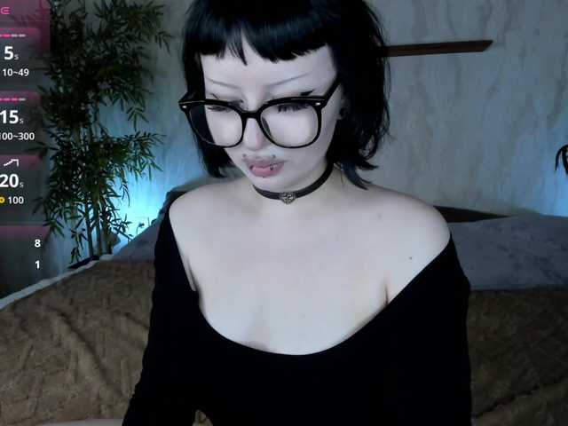 alice-chained