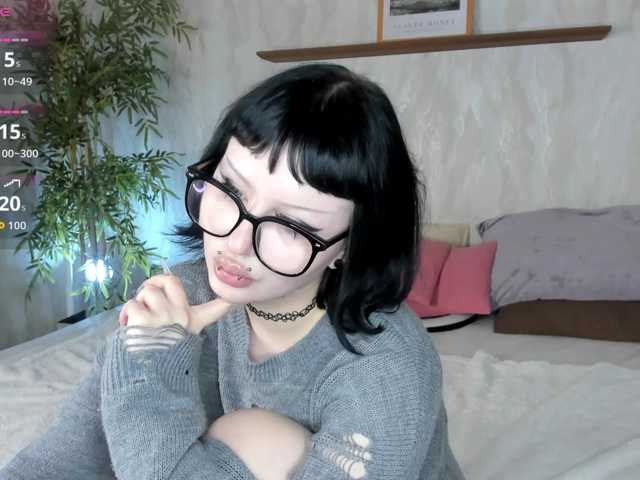 alice-chained live cam on BongaCams