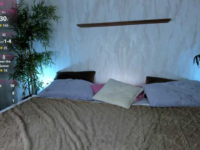 alice-chained live cam on BongaCams