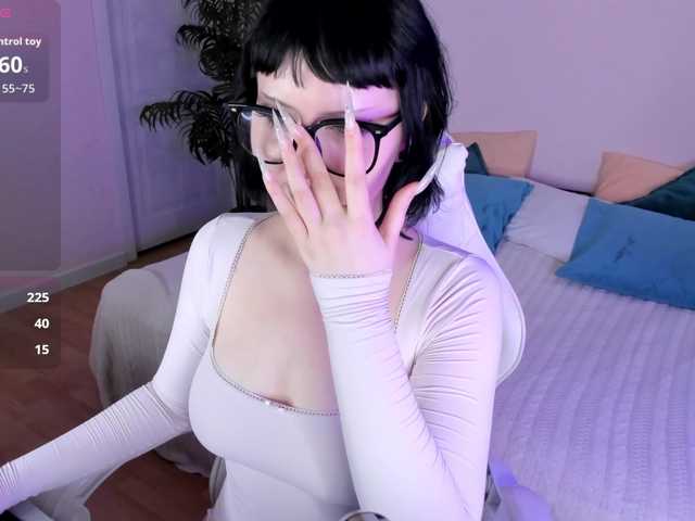 alice-chained live cam on BongaCams